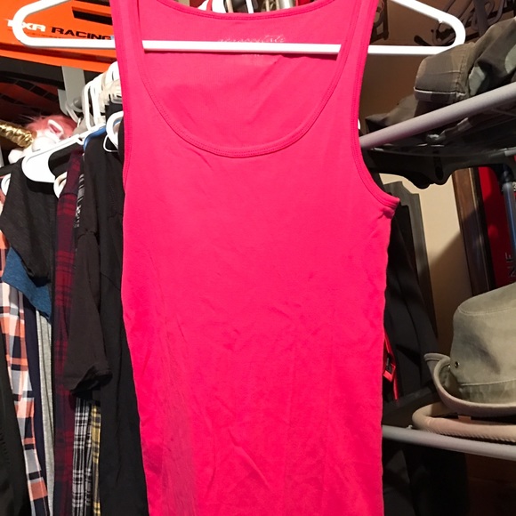Pink ribbed Aeropostale tank
