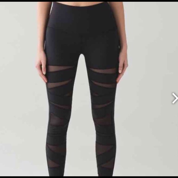 Rare Lululemon high rise tech mesh leggings