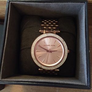 Michael Kors rose gold watch