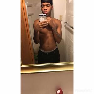 Meet your Posher, Terrell