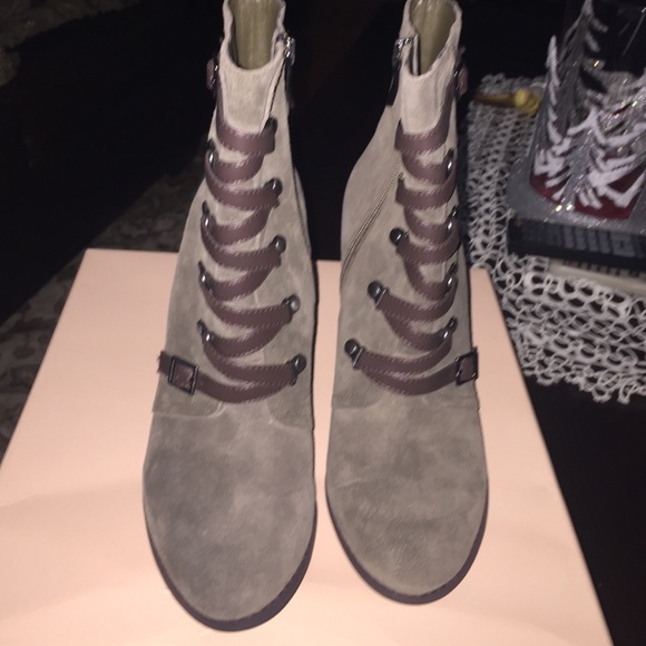 BCBG suede boots
