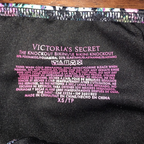 Victoria Secret Bikini Bottoms - Picture 3 of 3