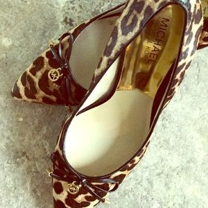 MICHAEL Michael Kors Nancy Leather Haircalf   pump