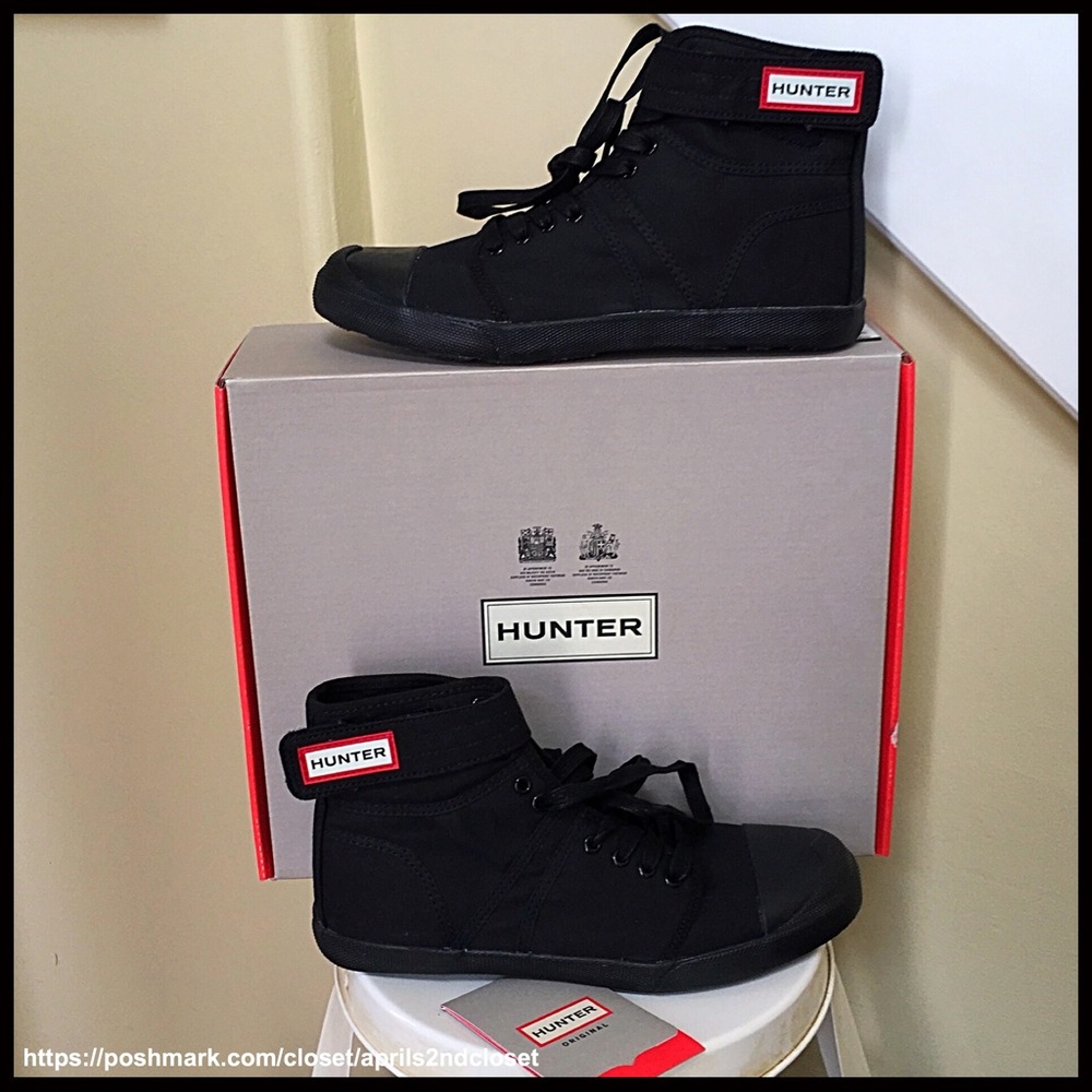 ❌SOLD❌HUNTER ORIGINAL BOOTS SNEAKERS BOOTIES - Picture 2 of 8