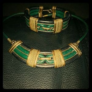 Egyptian style necklace and bracelet bundle