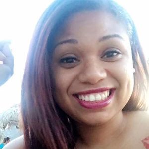 Meet your Posher, Racquel