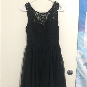 f21 little black lacy dress