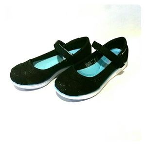 Girls athletic mary janes
