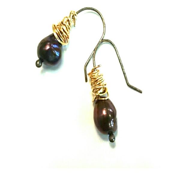 Brown freshwater pearl earrings messy wrap - Picture 1 of 3