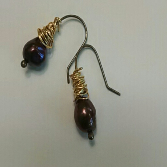 Brown freshwater pearl earrings messy wrap - Picture 2 of 3