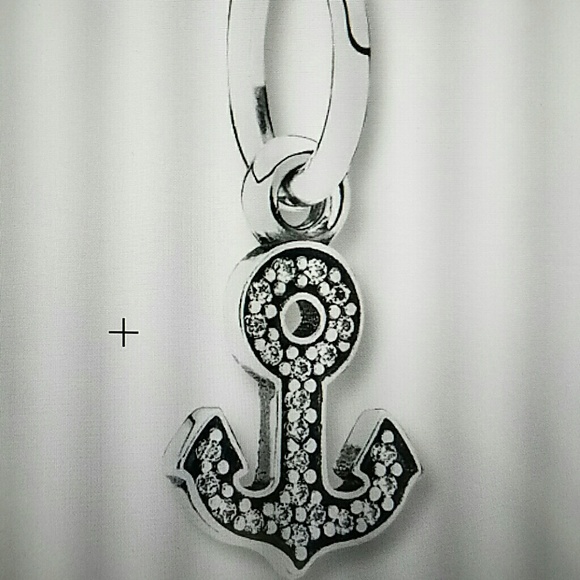 Pandora dangle charm