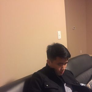 Meet your Posher, Quang