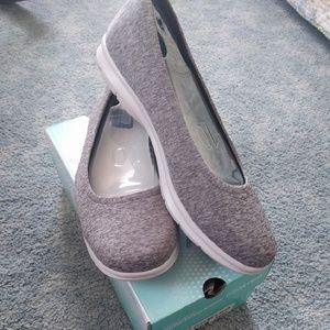 Skechers Challenge flats