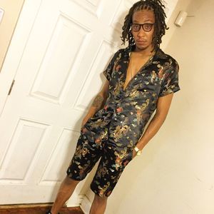 Meet your Posher, Adrian