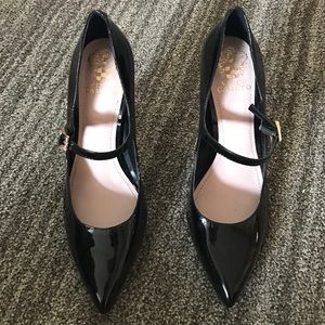 Vince camuto black heels size 9M