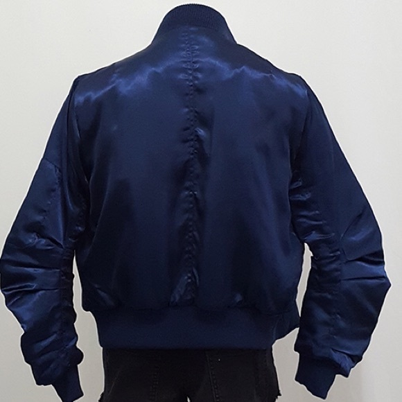 Royal Bomber - Picture 3 of 4