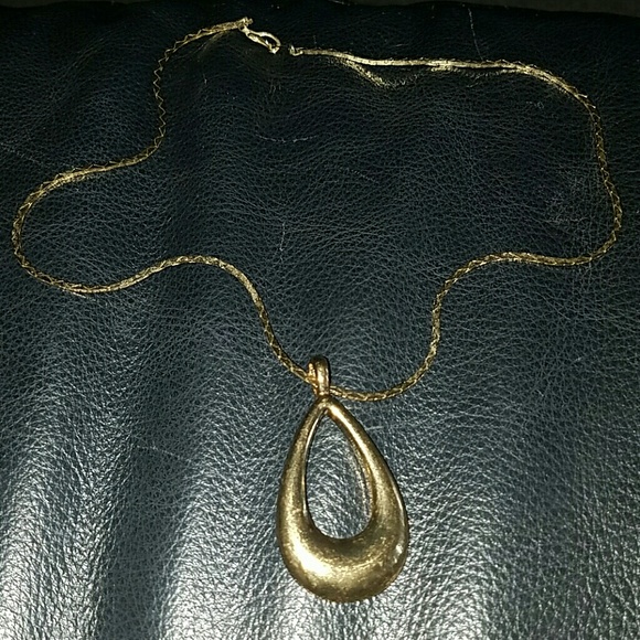 Very Shiny gold pendant
