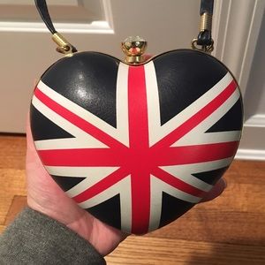 Topshop English heart crossbody Topshop English heart crossbody