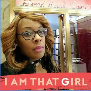 Meet your Posher, Stephanie