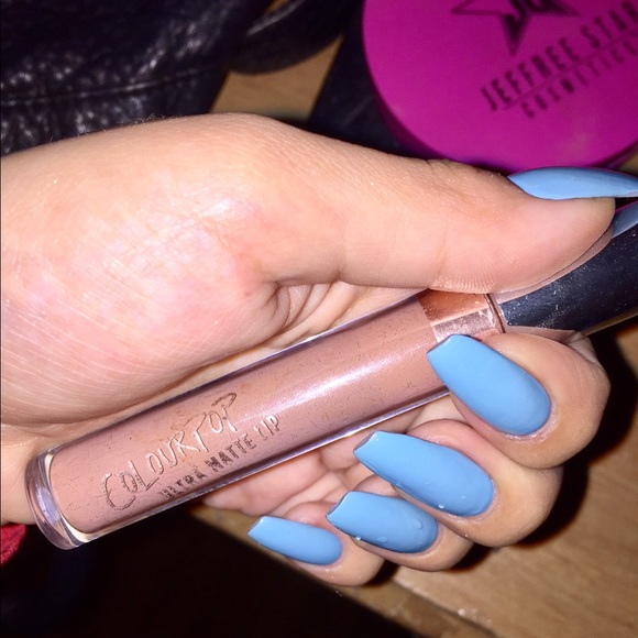 Chi by colourpop💕