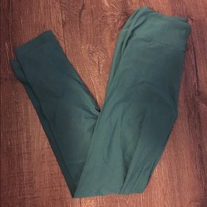 OS Buttercream Leggings