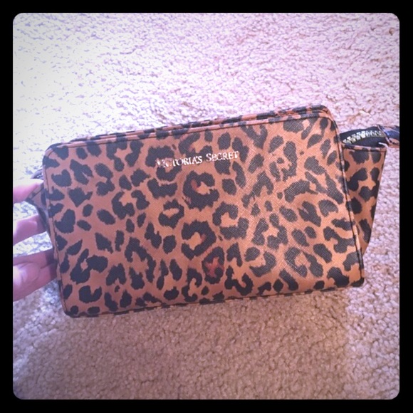 Victoria's Secret Leopard Make Up Pouch