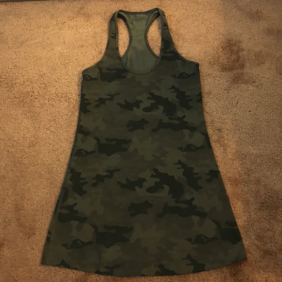 Lululemon Camo Tank! Almost New!