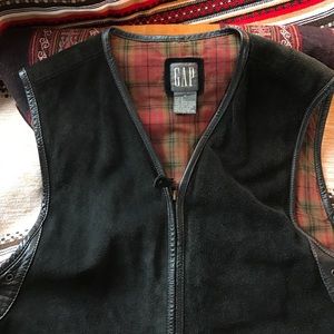 GAP suede men's vest.