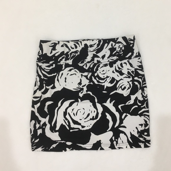 Forever 21 skirt