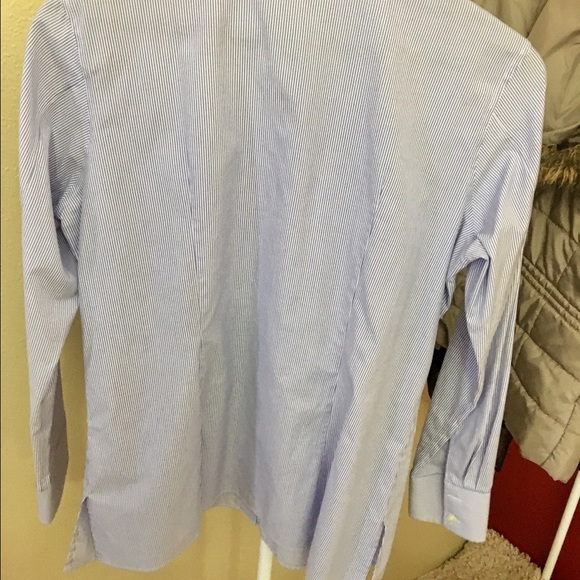 Button up blouse - Picture 3 of 3