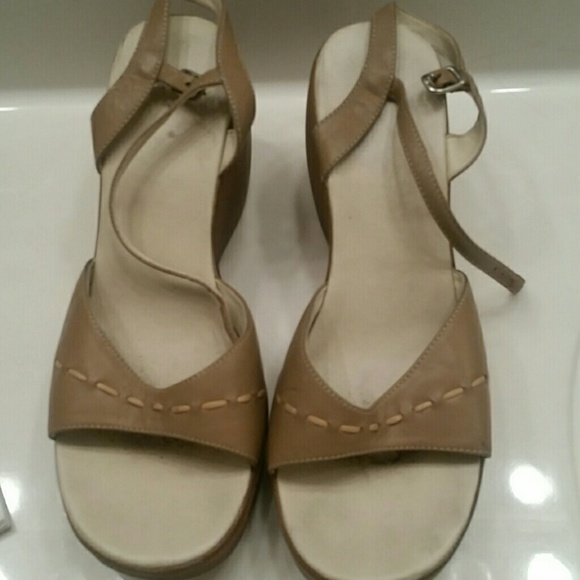 Tan Wedges With Flower on Wedge
