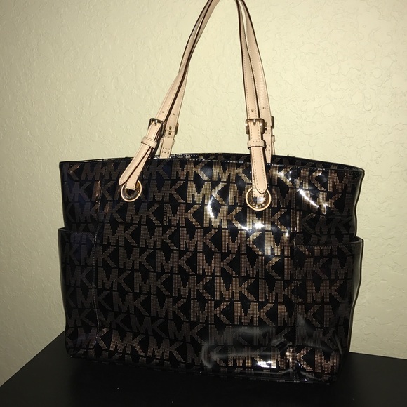 Micheal Kors handbag