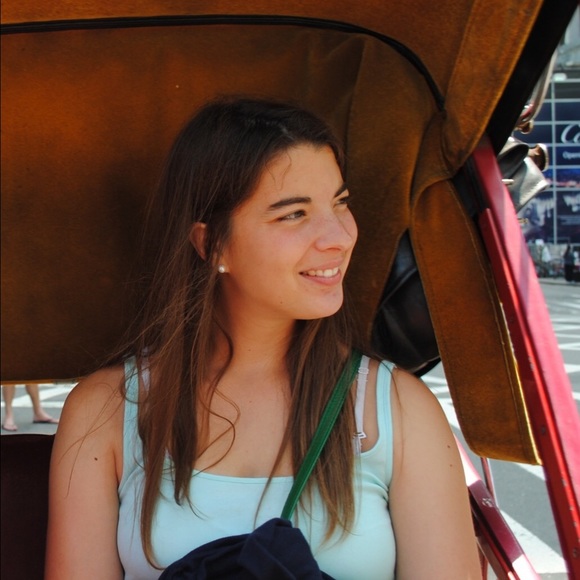 Meet your Posher, Molly - Picture 1 of 1