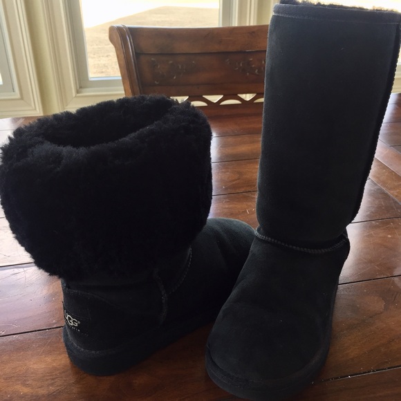 UGG Shoes - UGG CLASSIC TALL BOOTS. BLACK EUC SZ 5 firm price