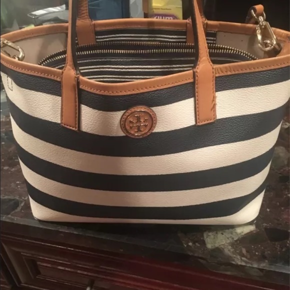 Tory burch purse-*trade in progress-not for sale*