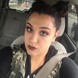 Meet your Posher, Brittany