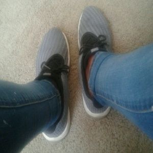 Meet your Posher, Yasmeen