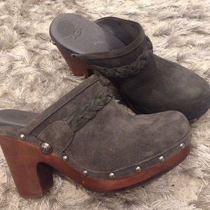 💯AUTHENTIC UGG CLOGS