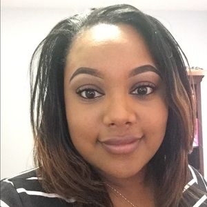 Meet your Posher, Kamia