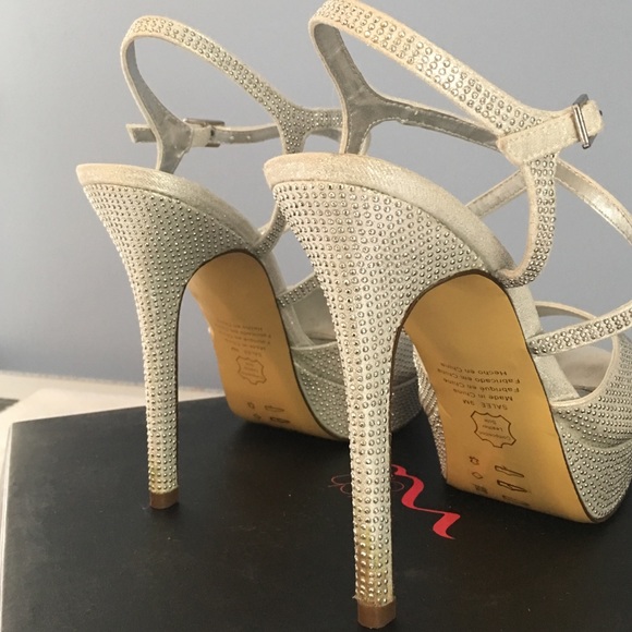 Nina - Silver SALEE studded heels - Picture 3 of 4