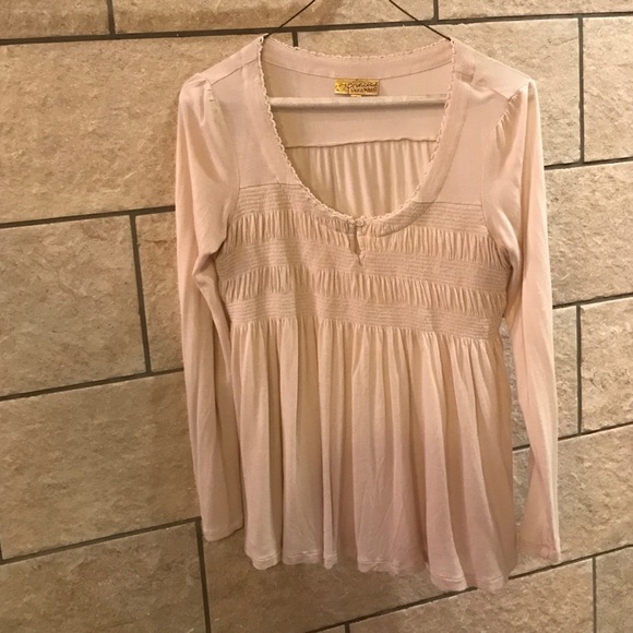 Princess Vera wang flowy top!