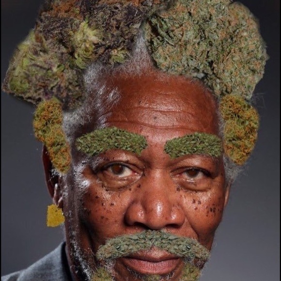 Meet your Posher, Derek