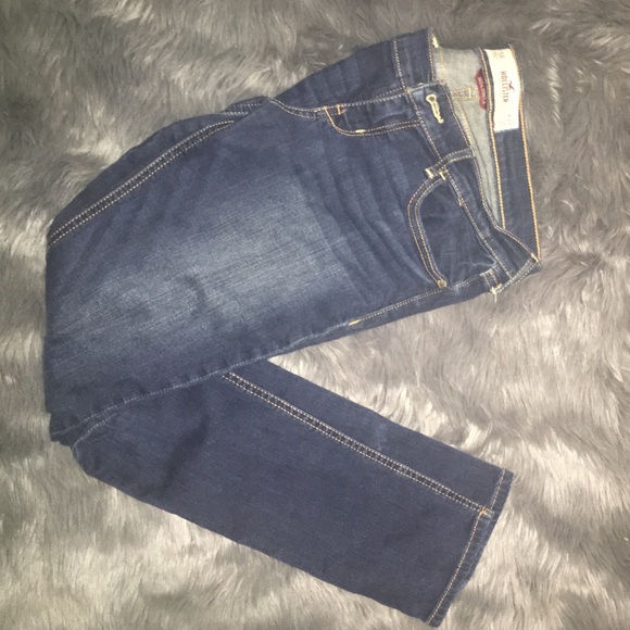 Hollister Jeans size 27