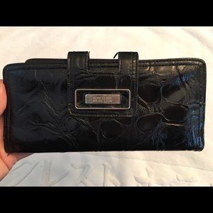 'Kenneth Cole' wallet w/ wrist strap