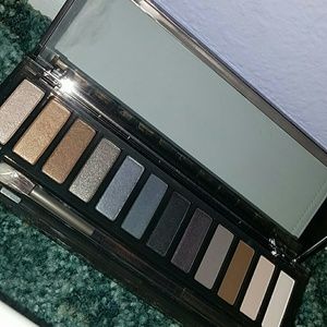 Naked Urban Decay Smoky Pallete