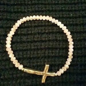 Crucifix beaded bracelet