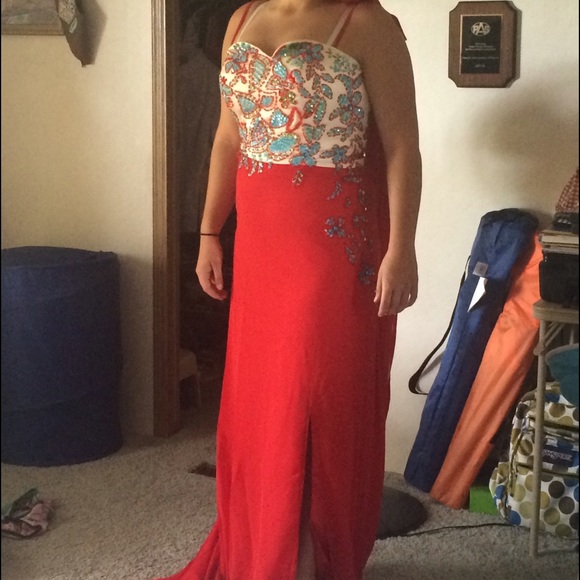 Red Prom/Pageant Dress - Picture 3 of 4