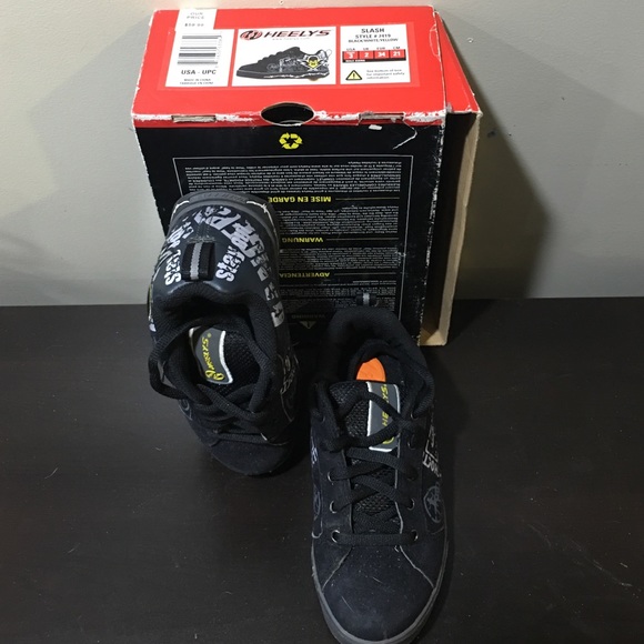 Boys heelys