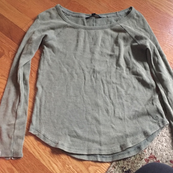 Long sleeved army green shirt