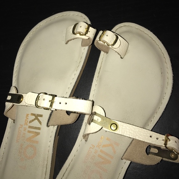 Kinos sandals
